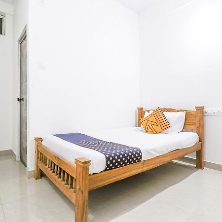 Spot On Rohini Inn Kadampuzha Kottakkal Exterior photo