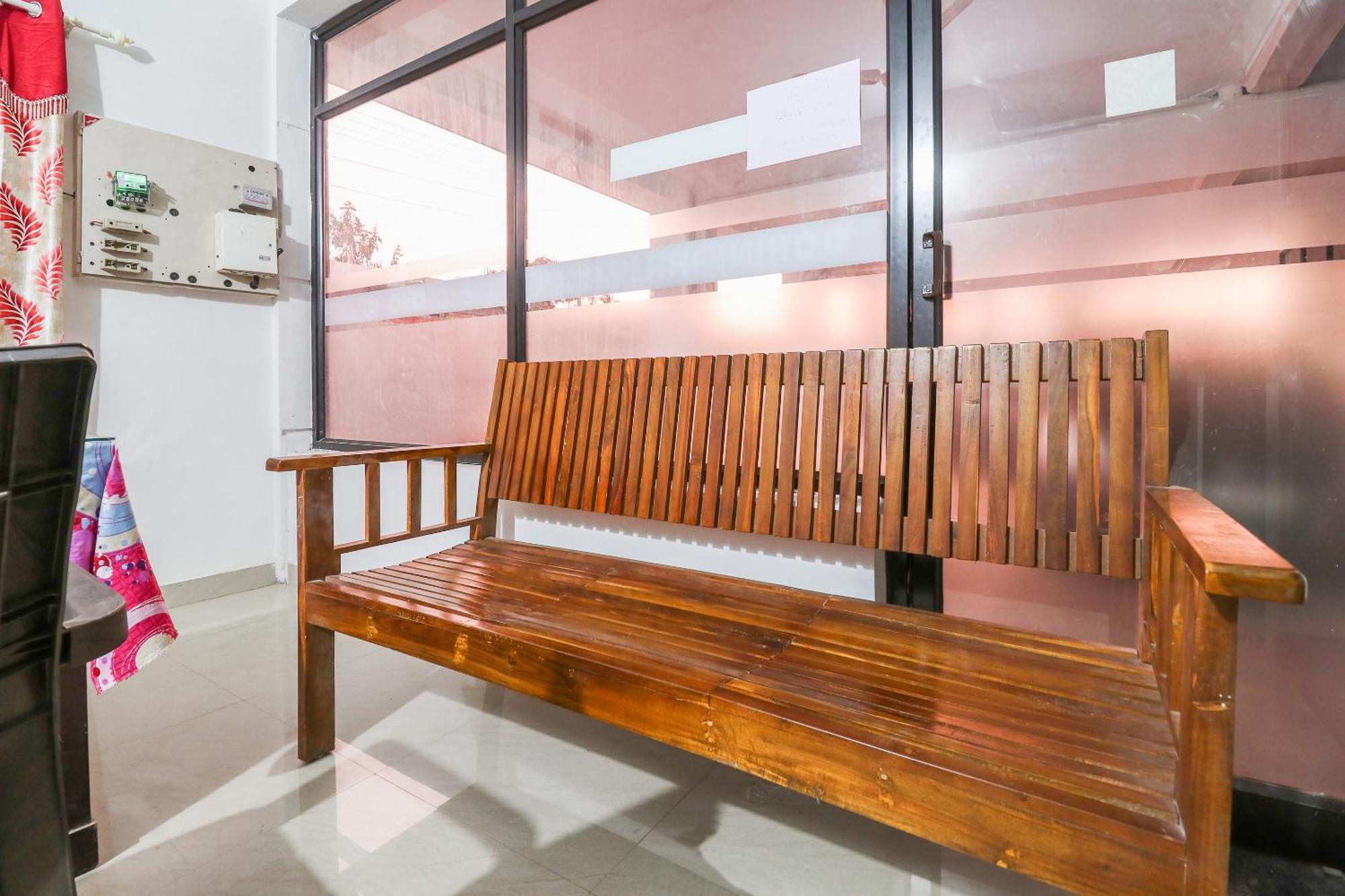 Spot On Rohini Inn Kadampuzha Kottakkal Exterior photo